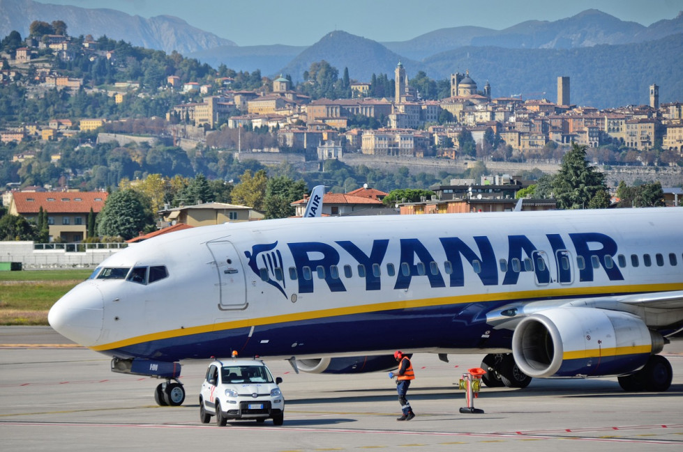Ryanair 4688654 1280