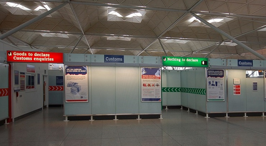 Aduana aeropuerto