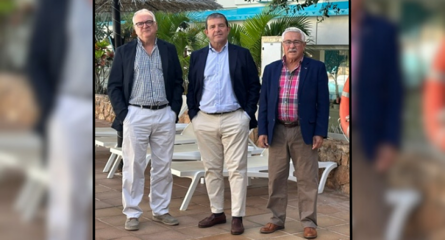 Ereza Hotels & Resorts ha sido galardonada con el Premio Distinguidos del Turismo 2025 de la isla de Lanzarote en la categoría de empresa. 🎉 En el restaurante Mar Dorado, situado en el Hotel Erez